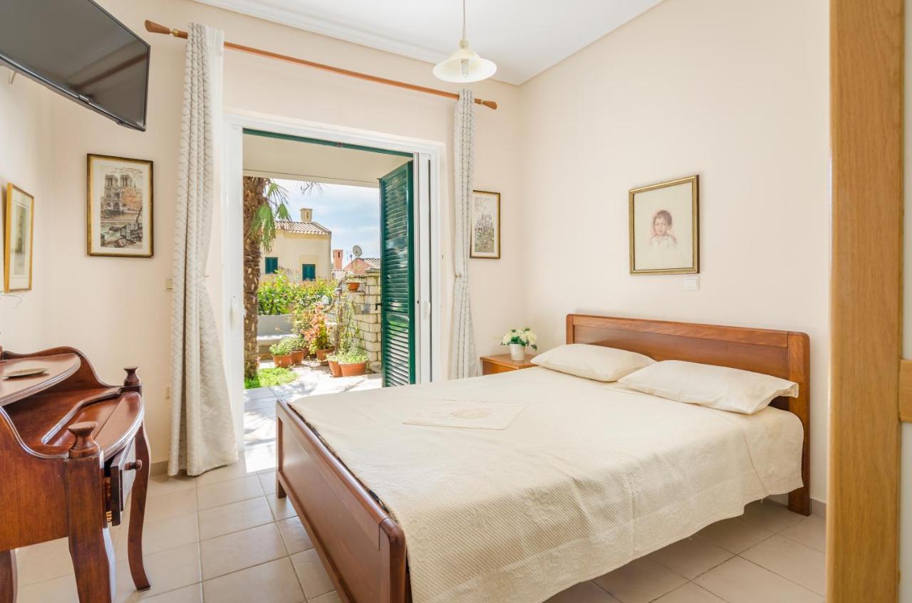 Villa Aliki Barbati Luaran gambar